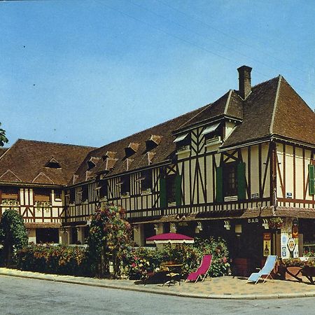 Logis Hotel La Foret Senonches Exterior foto