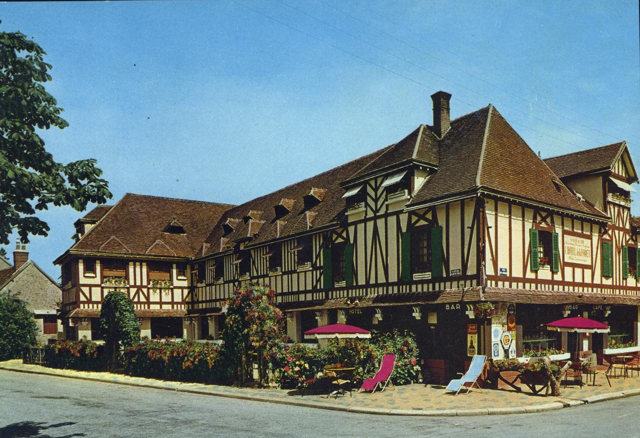 Logis Hotel La Foret Senonches Exterior foto